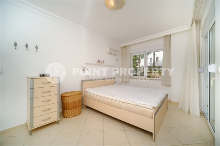 Просторная квартира 110 м2 с мебелью и ремонтом, в центре Аланьи, 500 метров от моря-id-2715-фото-7