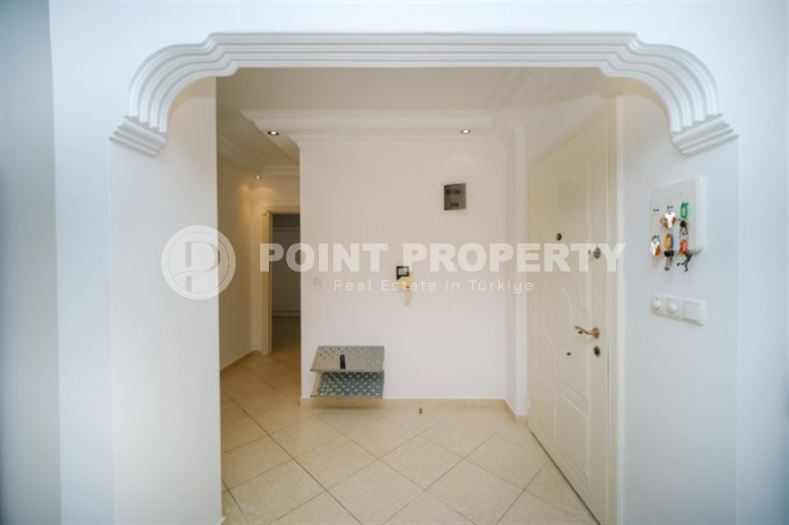 Просторная квартира 110 м2 с мебелью и ремонтом, в центре Аланьи, 500 метров от моря-id-2715-фото-9