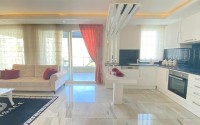 Bright, atmospheric apartment on the first line from the sea, in the center of the prestigious area of Alanya - Kestel-id-7231-photo-3