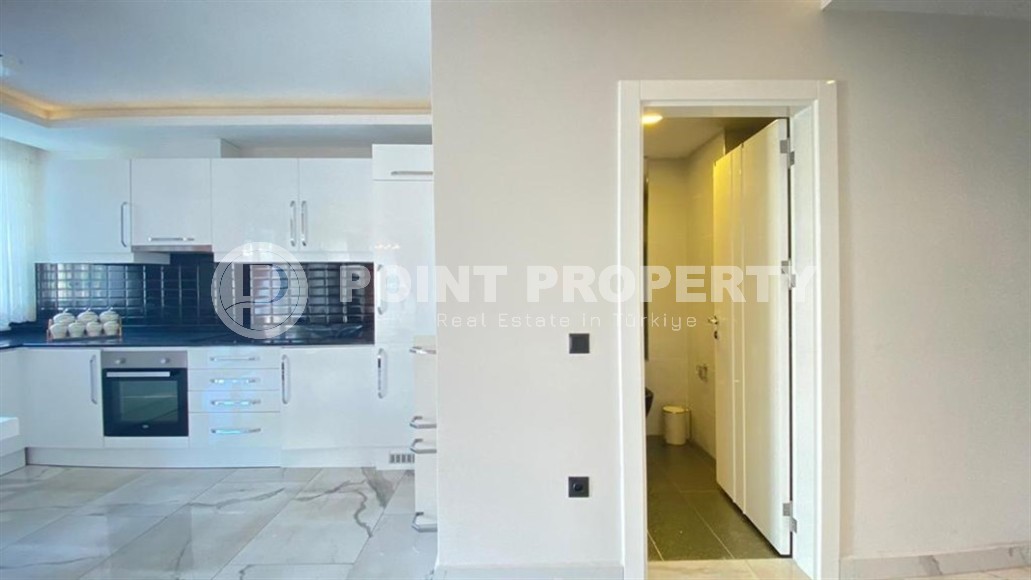 Bright, atmospheric apartment on the first line from the sea, in the center of the prestigious area of Alanya - Kestel-id-7231-photo-5