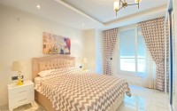 Bright, atmospheric apartment on the first line from the sea, in the center of the prestigious area of Alanya - Kestel-id-7231-photo-6