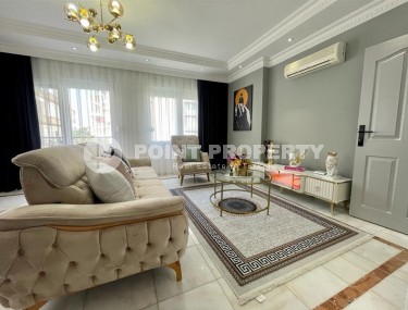 Spacious apartment with high-quality renovation and modern design 400 meters from the sea, in the center of the popular area of Alanya - Lower Oba-id-7232-photo-3