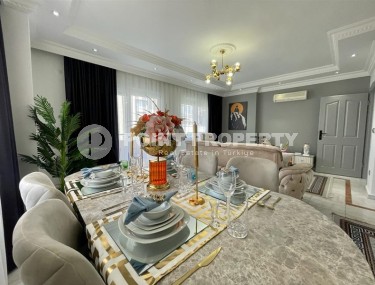 Spacious apartment with high-quality renovation and modern design 400 meters from the sea, in the center of the popular area of Alanya - Lower Oba-id-7232-photo-4