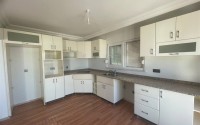 Spacious three-storey twin villa, with a total area of 250 m2, in the prestigious area of Alanya - Bektas-id-7235-photo-3