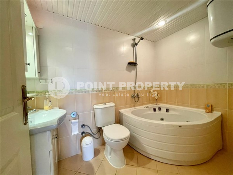 Large apartment of 110 m2 with two bedrooms, near the Tuesday market in Mahmutlar.-id-1562-photo-9