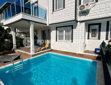 Двухэтажная вилла-близнец, с планировкой 3+1, в зеленом, экологически чистом районе Аланьи - Тюрклер-id-7241-фото-1