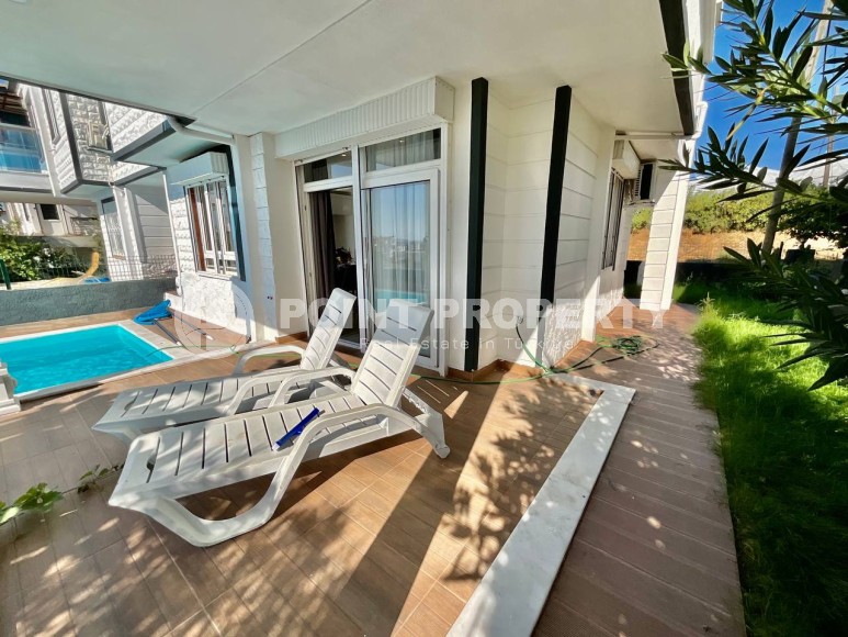 Двухэтажная вилла-близнец, с планировкой 3+1, в зеленом, экологически чистом районе Аланьи - Тюрклер-id-7241-фото-3