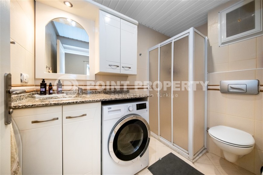 Просторная квартира 2+1 с качественным ремонтом и современным дизайном, в 50 метрах от моря, в центре района Махмутлар-id-7246-фото-9