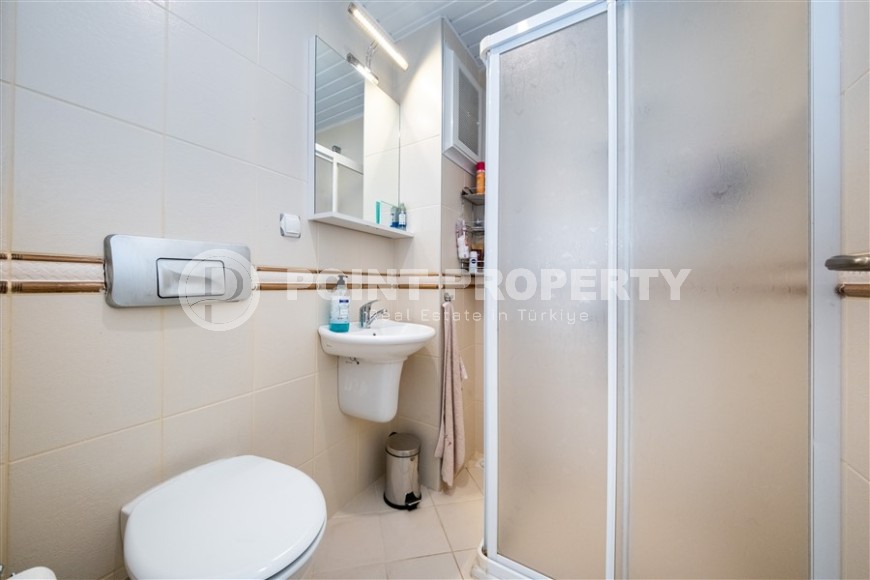 Просторная квартира 2+1 с качественным ремонтом и современным дизайном, в 50 метрах от моря, в центре района Махмутлар-id-7246-фото-11