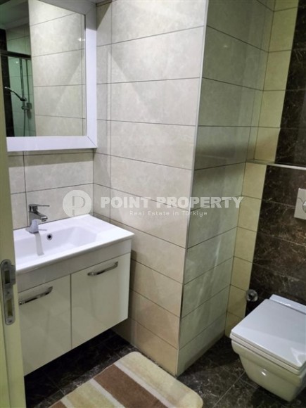 Комфортабельная современная квартира с панорамным застекленным балконом, на 7-м этаже в жилом комплексе 2015 года постройки-id-7254-фото-7