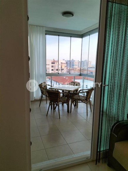 Комфортабельная современная квартира с панорамным застекленным балконом, на 7-м этаже в жилом комплексе 2015 года постройки-id-7254-фото-8