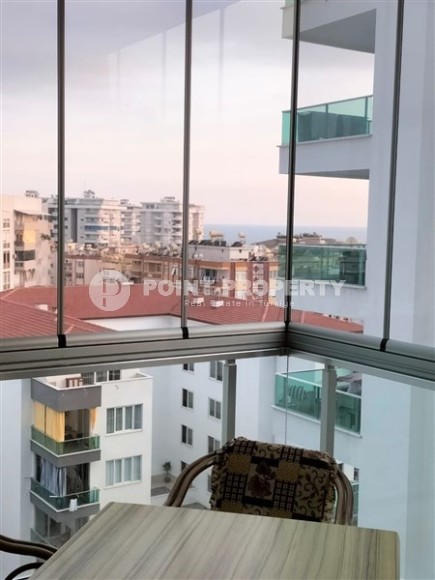 Комфортабельная современная квартира с панорамным застекленным балконом, на 7-м этаже в жилом комплексе 2015 года постройки-id-7254-фото-9