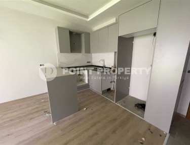 Compact apartment 1+1, on the 1st floor in a residential complex at the final stage of construction, in the Avsallar area-id-6566-photo-2