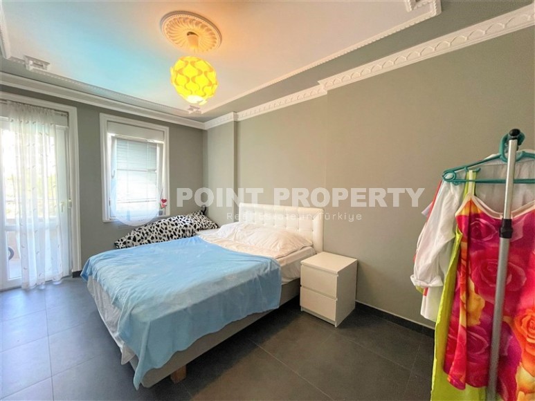 Комфортабельная квартира с мебелью и бытовой техникой в 650 метрах от моря, в центре района Тосмур-id-7265-фото-6