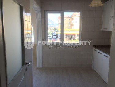 Выгодное предложение - доступная по цене квартира с отличной локацией в 600 метрах от моря, в центре Аланьи-id-7267-фото-3