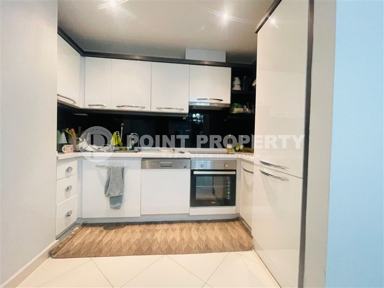 Comfortable, ready-to-move-in apartment 2+1, with a total area of 95 m2, in the center of the popular area of Alanya - Lower Oba-id-7268-photo-4