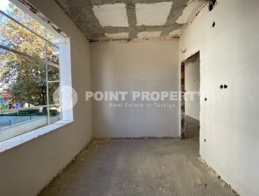 Inexpensive apartment in a residence under construction, in a promising area of Alanya - Avsallar-id-7270-photo-4