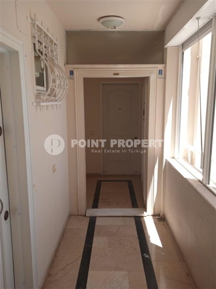 Small furnished apartment, with an area of 55 m2, on the 2nd floor in a building built in 2003-id-6057-photo-9