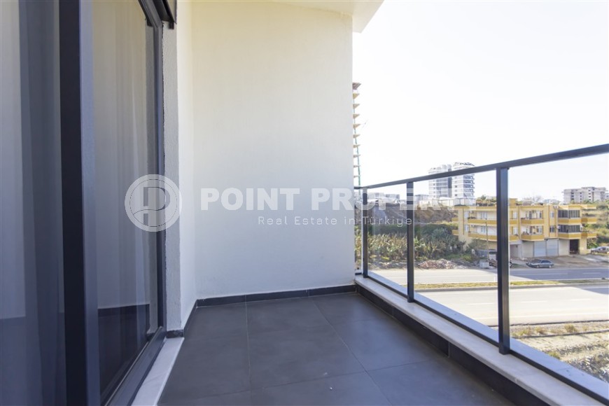 Small apartment with modern design, comfortable furniture and the latest appliances, in a popular area of Alanya - Mahmutlar-id-7273-photo-14