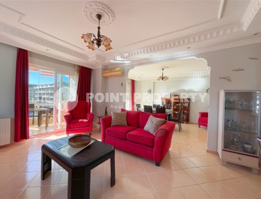 Панорамная двухуровневая квартира с видом на море и горы, в центре популярного района Аланьи - Нижняя Оба-id-7278-фото-2