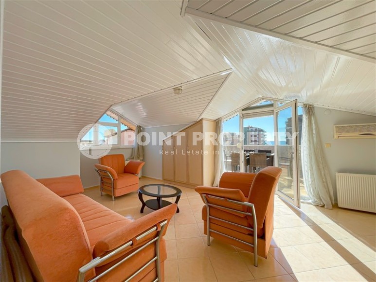 Панорамная двухуровневая квартира с видом на море и горы, в центре популярного района Аланьи - Нижняя Оба-id-7278-фото-11