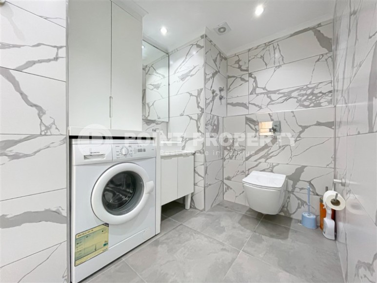 Панорамная двухуровневая квартира с видом на море и горы, в центре популярного района Аланьи - Нижняя Оба-id-7278-фото-15