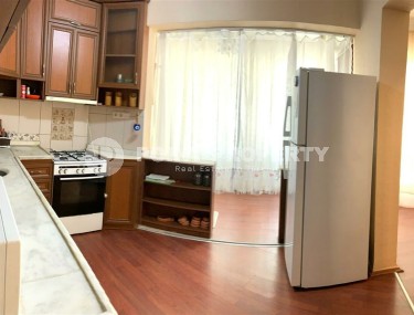 Cozy apartment 2+1, with a total area of 90 m2, on the very shore of the Mediterranean Sea, in the center of Mahmutlar district-id-7281-photo-1
