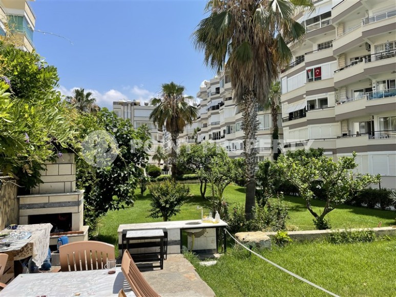 Cozy apartment 2+1, with a total area of 90 m2, on the very shore of the Mediterranean Sea, in the center of Mahmutlar district-id-7281-photo-10