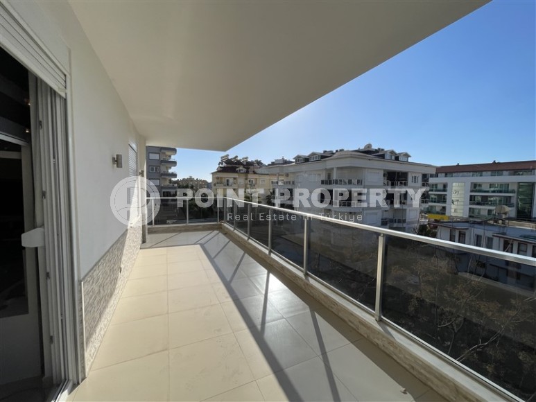 Готовая к проживанию квартира с современным дизайном в 700 метрах от моря, в центре района Оба-id-7287-фото-12