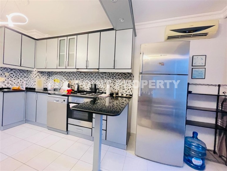 Светлая просторная квартира 2+1, общей площадью 100 м2, в центре европейского района Аланьи - Нижняя Оба-id-7294-фото-7