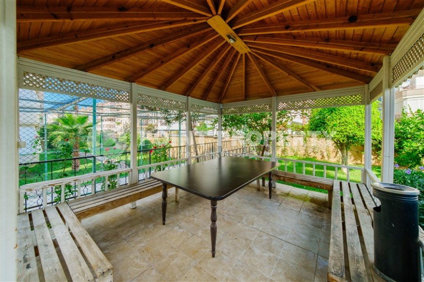 Готовая к проживанию квартира с панорамным видом на гору Кале, на 9-м этаже в благоустроенном жилом комплексе 2007 года постройки-id-7296-фото-16