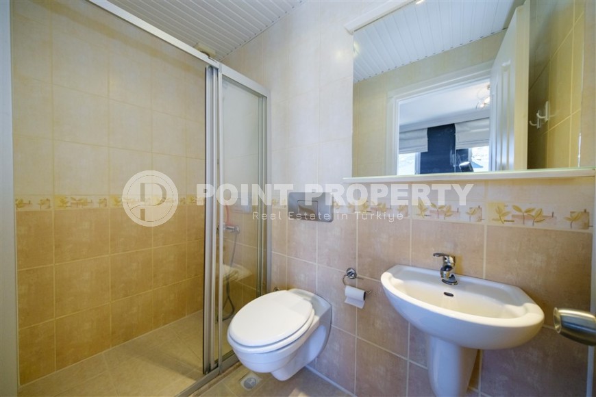 Квартира с новым ремонтом и современным дизайном в 850 метрах от пляжа, в центре Аланьи-id-7297-фото-10