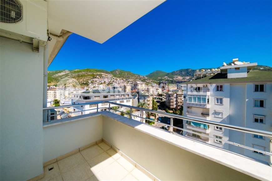 Квартира с новым ремонтом и современным дизайном в 850 метрах от пляжа, в центре Аланьи-id-7297-фото-13