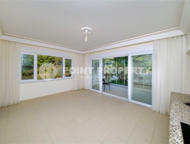 Affordable 2+1 apartment, with a total area of 85 m2, in a picturesque area of Alanya - Upper Oba-id-7298-photo-3