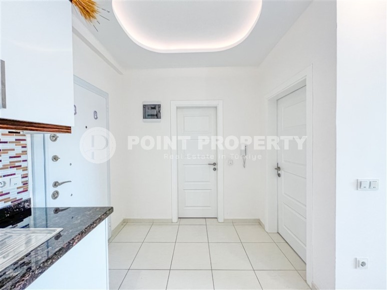 Modern 1+1 apartment with furniture, 500 meters from the sea, Mahmutlar district-id-3401-photo-6