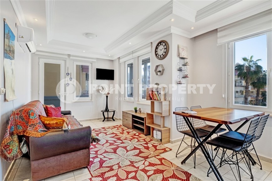 Small apartment with furniture and household appliances on the 2nd floor in a building built in 2005, with a swimming pool and a garden-id-7318-photo-2