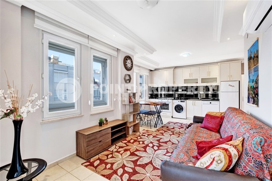 Small apartment with furniture and household appliances on the 2nd floor in a building built in 2005, with a swimming pool and a garden-id-7318-photo-3