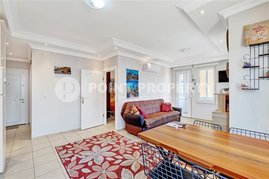 Small apartment with furniture and household appliances on the 2nd floor in a building built in 2005, with a swimming pool and a garden-id-7318-photo-4