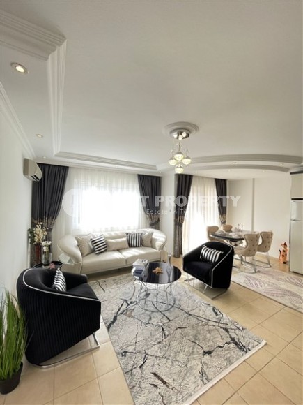 Квартира с современным дизайном, комфортабельной мебелью и бытовой техникой, на 2-м этаже в резиденции 2015 года постройки-id-7320-фото-1