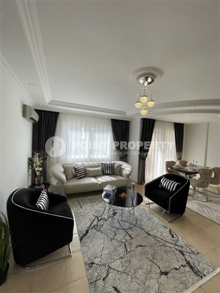 Квартира с современным дизайном, комфортабельной мебелью и бытовой техникой, на 2-м этаже в резиденции 2015 года постройки-id-7320-фото-2