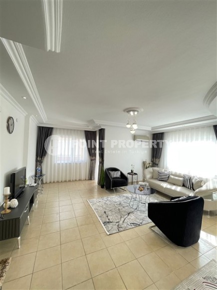 Квартира с современным дизайном, комфортабельной мебелью и бытовой техникой, на 2-м этаже в резиденции 2015 года постройки-id-7320-фото-3