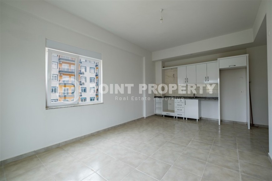 Inexpensive apartment with fine finishing two and a half kilometers from the sea, in a promising area of Alanya - Avsallar-id-7323-photo-2