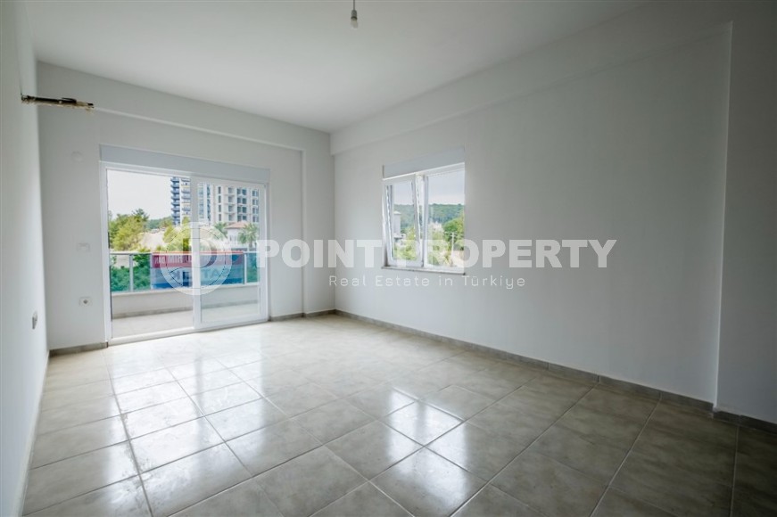Inexpensive apartment with fine finishing two and a half kilometers from the sea, in a promising area of Alanya - Avsallar-id-7323-photo-4