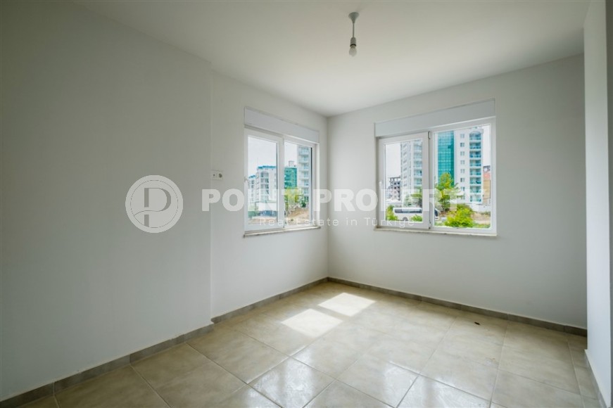 Inexpensive apartment with fine finishing two and a half kilometers from the sea, in a promising area of Alanya - Avsallar-id-7323-photo-5