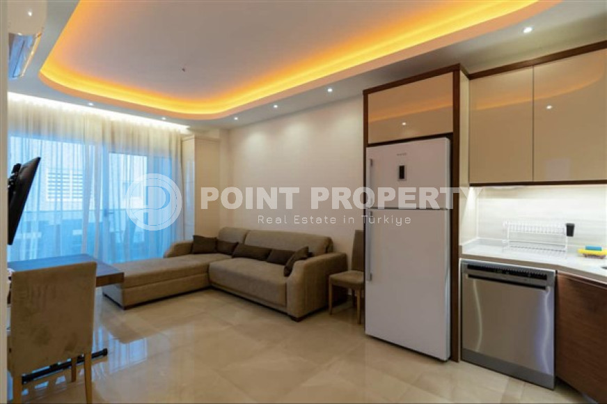 One-bedroom apartment, 67m², furnished in a luxury complex, 300m from the sea in Mahmutlar, Alanya-id-1568-photo-3
