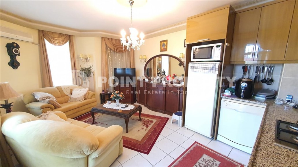 Меблированная квартира 1+1 с большим застекленным балконом, на 3-м этаже в доме 2012 года постройки-id-7327-фото-2