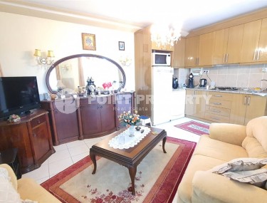 Меблированная квартира 1+1 с большим застекленным балконом, на 3-м этаже в доме 2012 года постройки-id-7327-фото-3