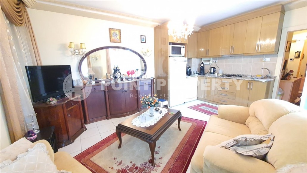 Меблированная квартира 1+1 с большим застекленным балконом, на 3-м этаже в доме 2012 года постройки-id-7327-фото-3