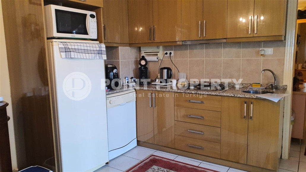 Меблированная квартира 1+1 с большим застекленным балконом, на 3-м этаже в доме 2012 года постройки-id-7327-фото-4