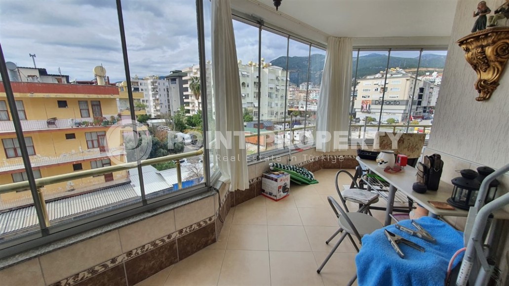 Меблированная квартира 1+1 с большим застекленным балконом, на 3-м этаже в доме 2012 года постройки-id-7327-фото-9